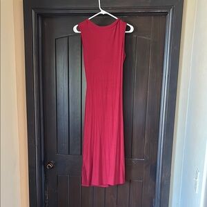 Elegant Red Midi Dress